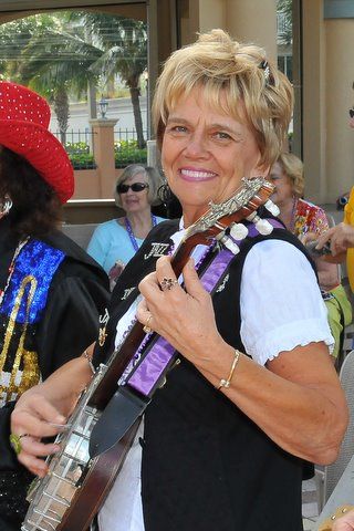 Joan Dragon