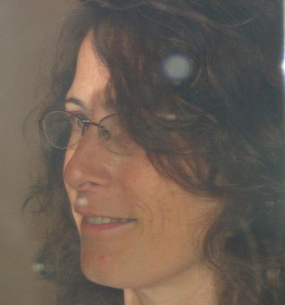 Valarie Lo