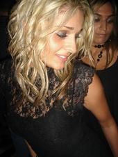 Arezou Rastegarzadeh
