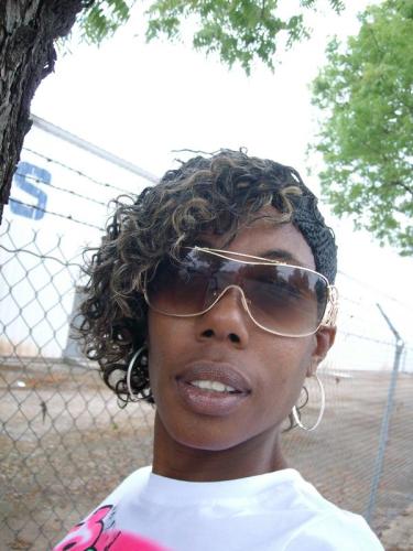Yolanda Ary