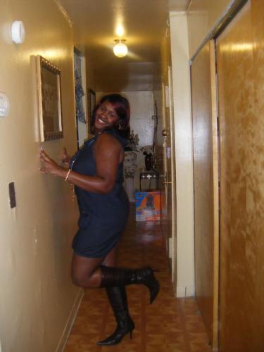 Tashawna Wells