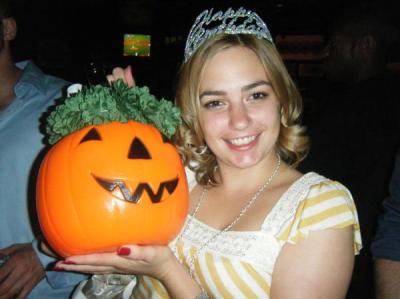 Amanda Woolery