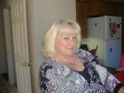 Lynn Dinyes