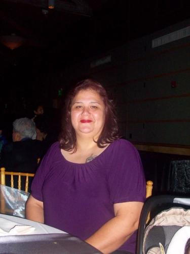 Ernestina Flores