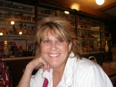 Cynthia Mostek