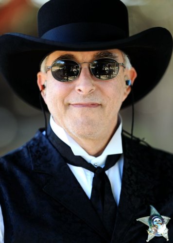 Glenn Adams