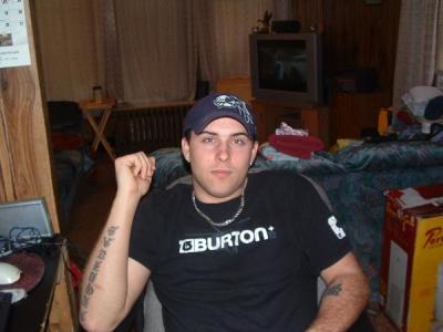 Dustin Knapp