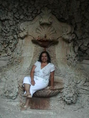 Yolanda Cruz