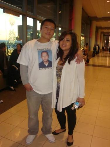 Kham Moua