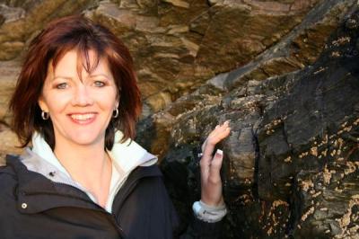Julie Rhoades