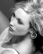 Andrea Roth