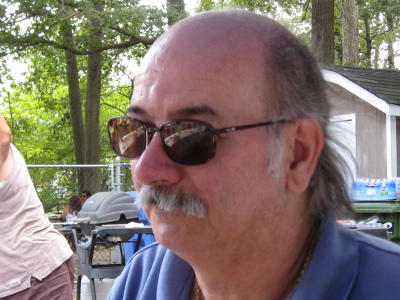 Robert Holmes