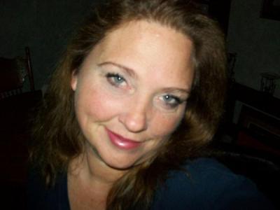 Tina Sanderson