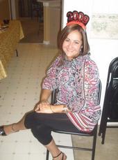 Gladys Arzon
