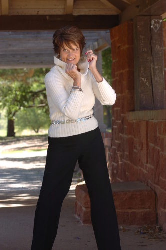 Joi Holcomb