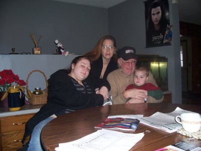 Kathy Manutes