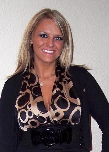 Jocelyn De La Cruz