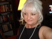 Glenda Hurst