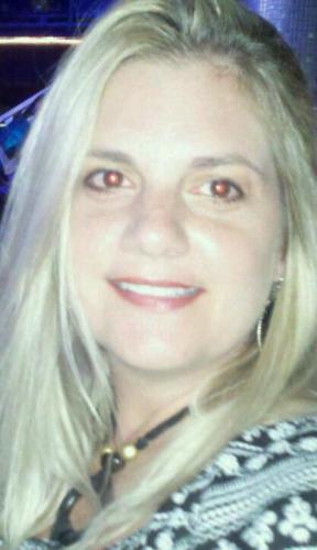 Sandy Holton