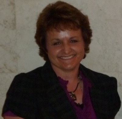 Gina L Dewald
