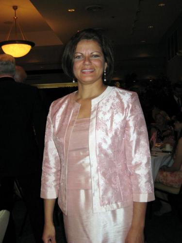 Angela Barnes