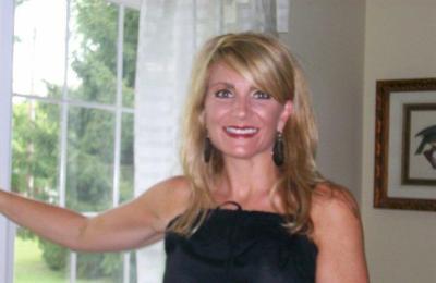 Rebecca Colvin