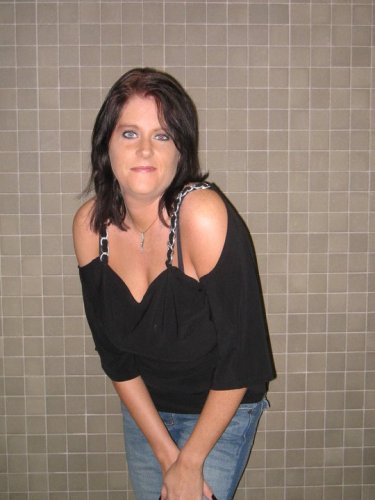 Danelle Holsten