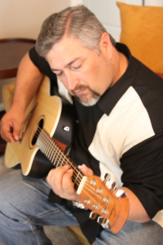Arnold Garza