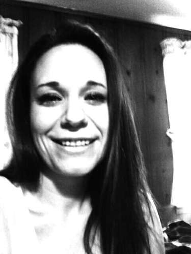 Ashley Busche