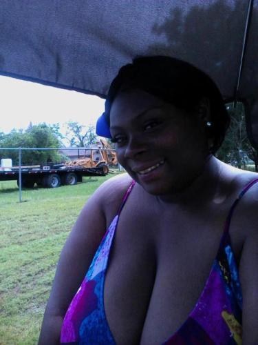 Quiashia Adams