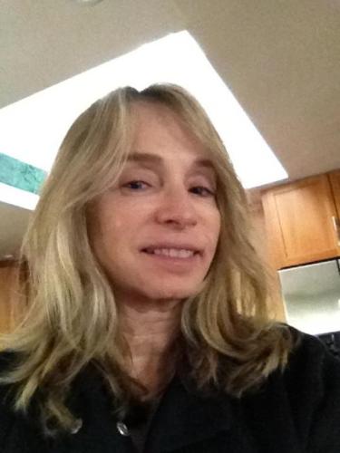 Suzanne Leslie