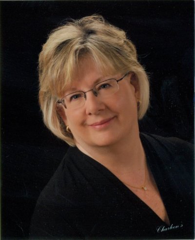 Joan Casenelli
