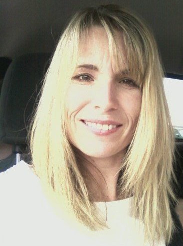 Traci Lewis