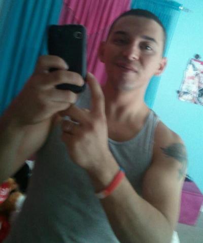 Casey Valladares