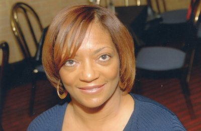 Elaine Rhodes