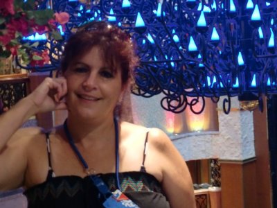 Tania Curvas