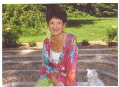 Lois Pike