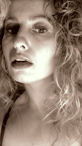 Theresa Sari