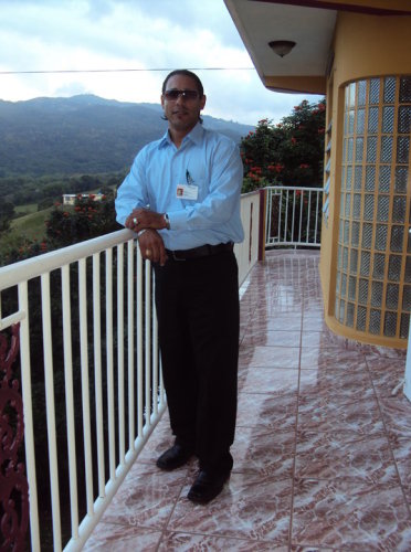 Robert Flores