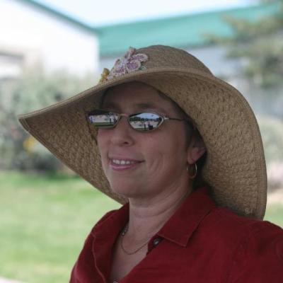 Elizabeth Mitchneck