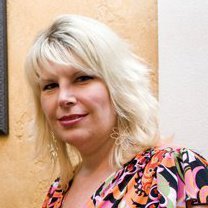 Gwynn Delong