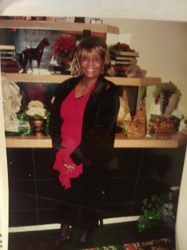 Joycelet Groves