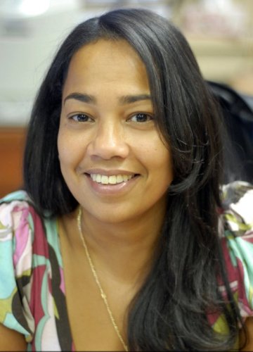 Elizabeth Cruz