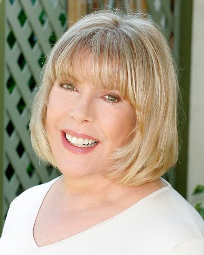 Nancy Weiss