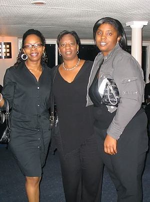 Lisa Knowles