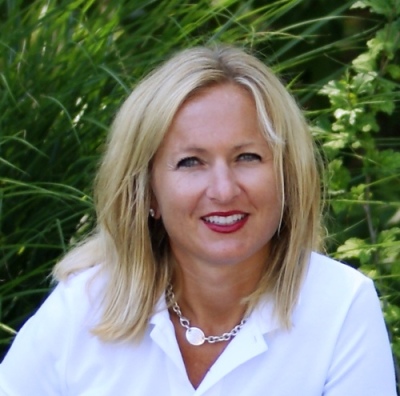 Kelly Tracy