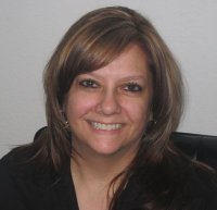Yolanda Lentes