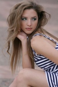 Annaliese Neikes