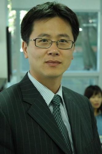 Jungsuk Yang
