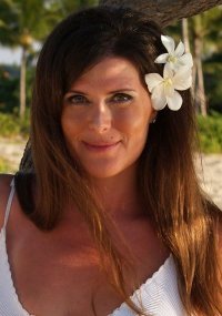 Debra Cruz